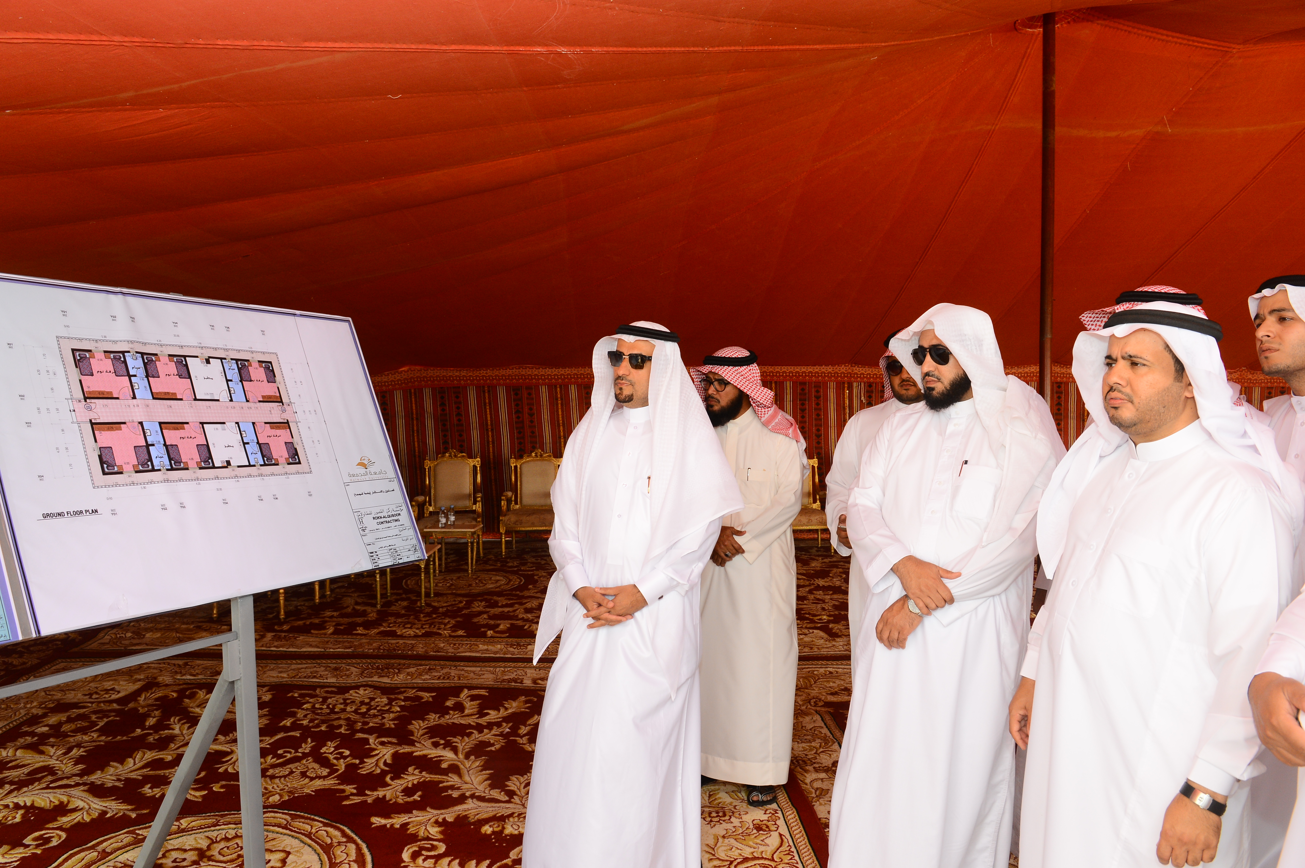معالي مدير الجامعة يضع حجر الأساس لمشروع مطابع الجامعة