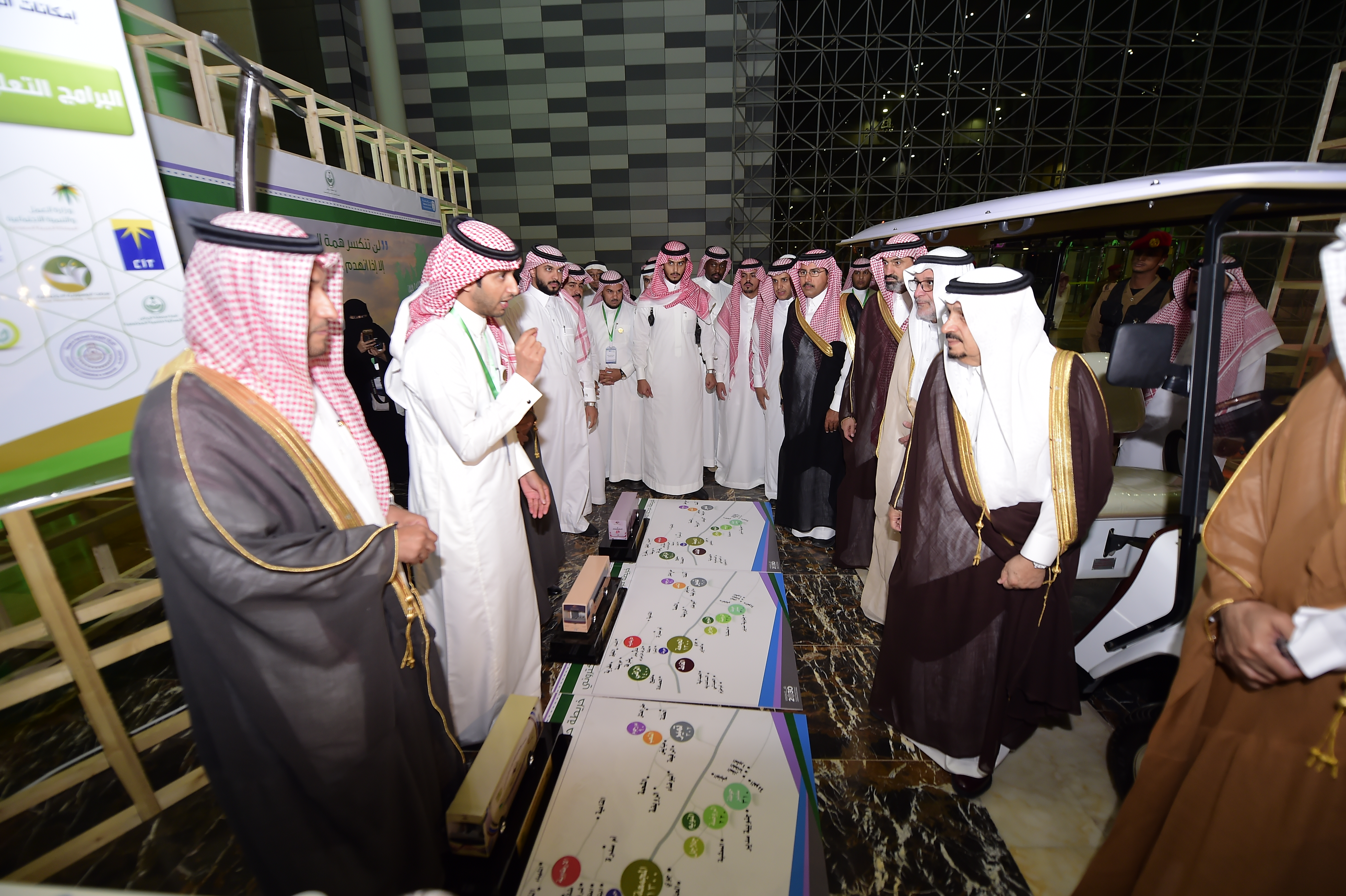 سمو أمير منطقة الرياض يكرم الجامعة لمشاركتها الفاعلة في حملة…