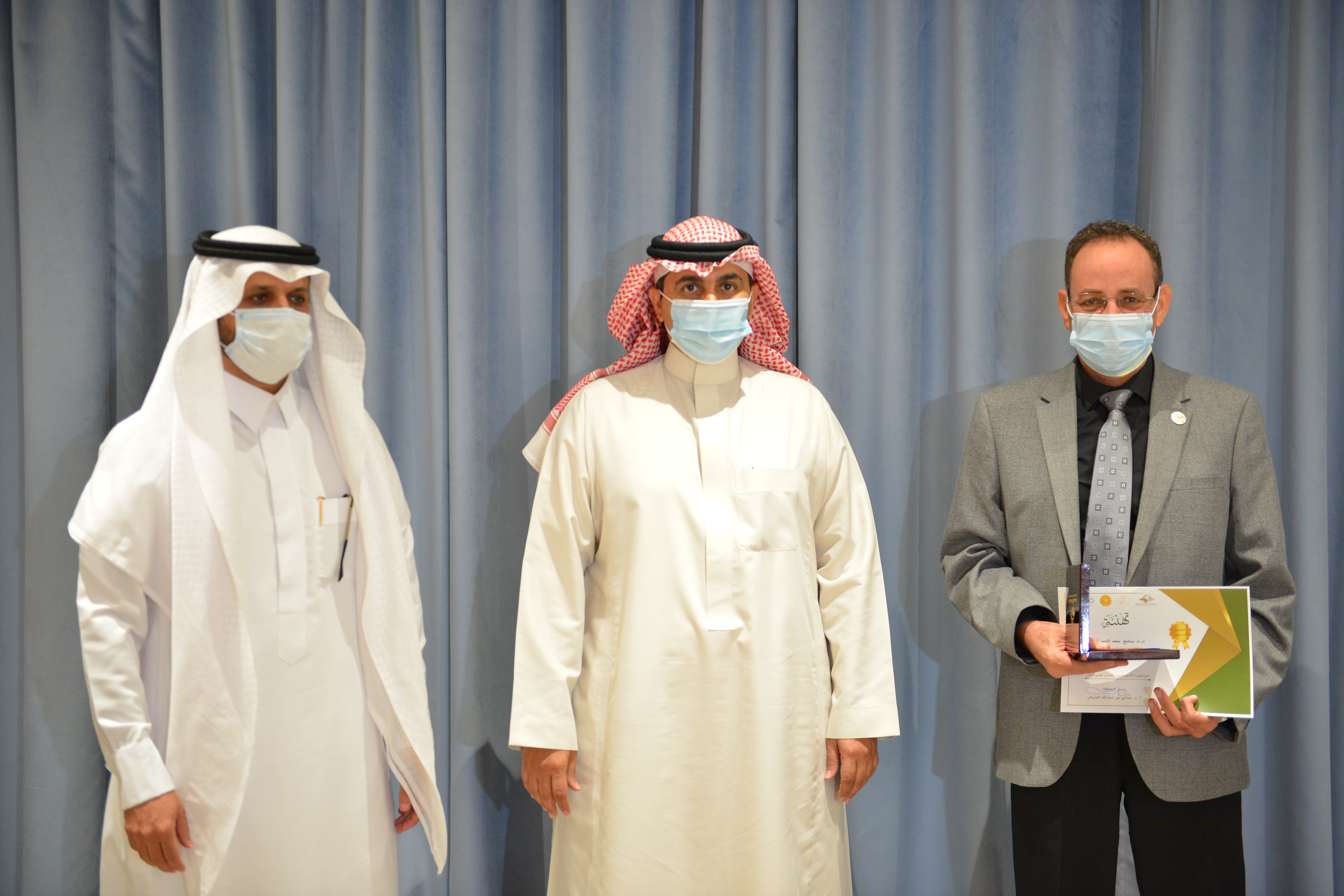 رئيس الجامعة يرعى حفل تكريم البرامج الحاصلة على الاعتماد الأ…