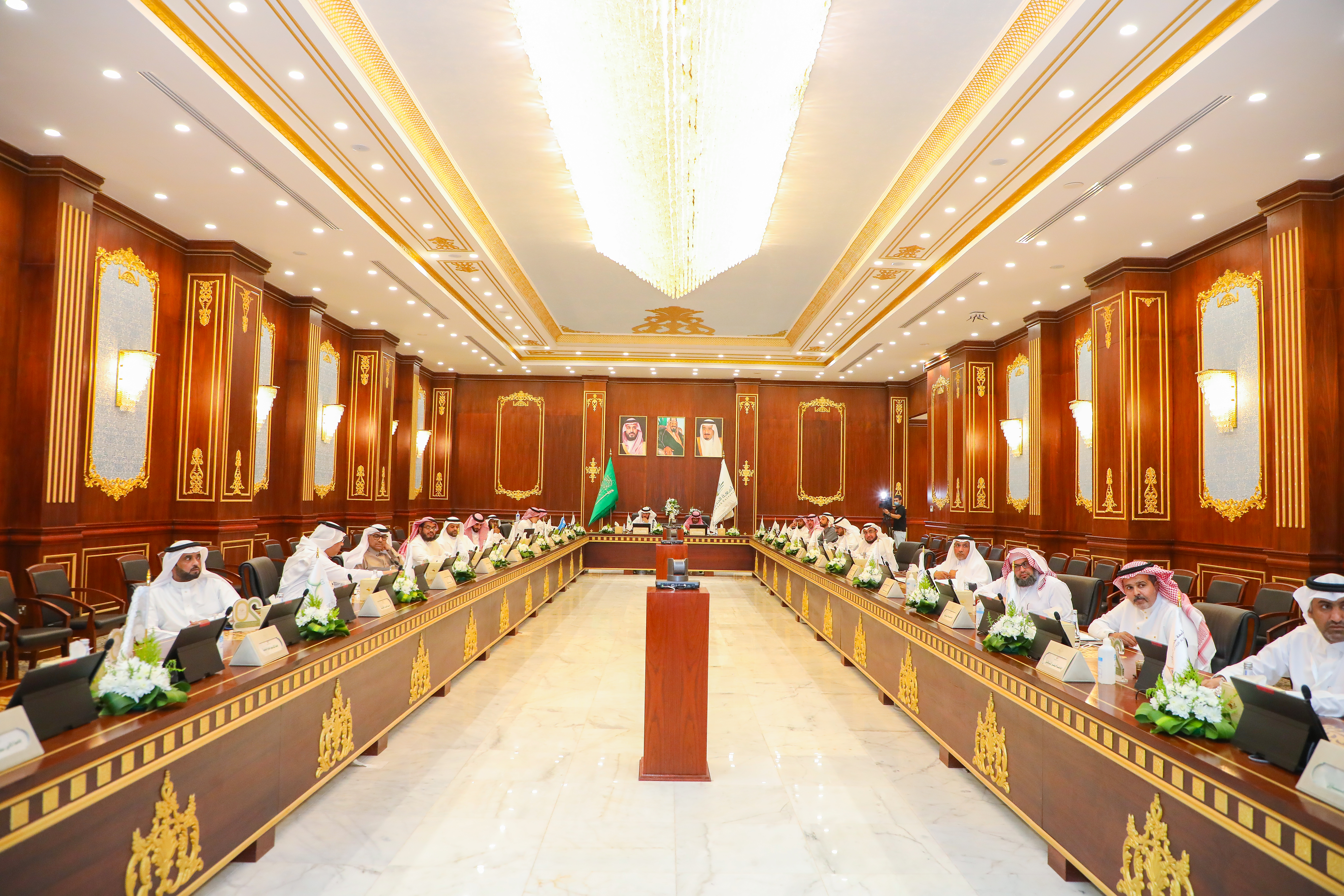 الجامعة تستضيف الاجتماع العشرين للجنة عمداء شؤون الطلاب بالج…
