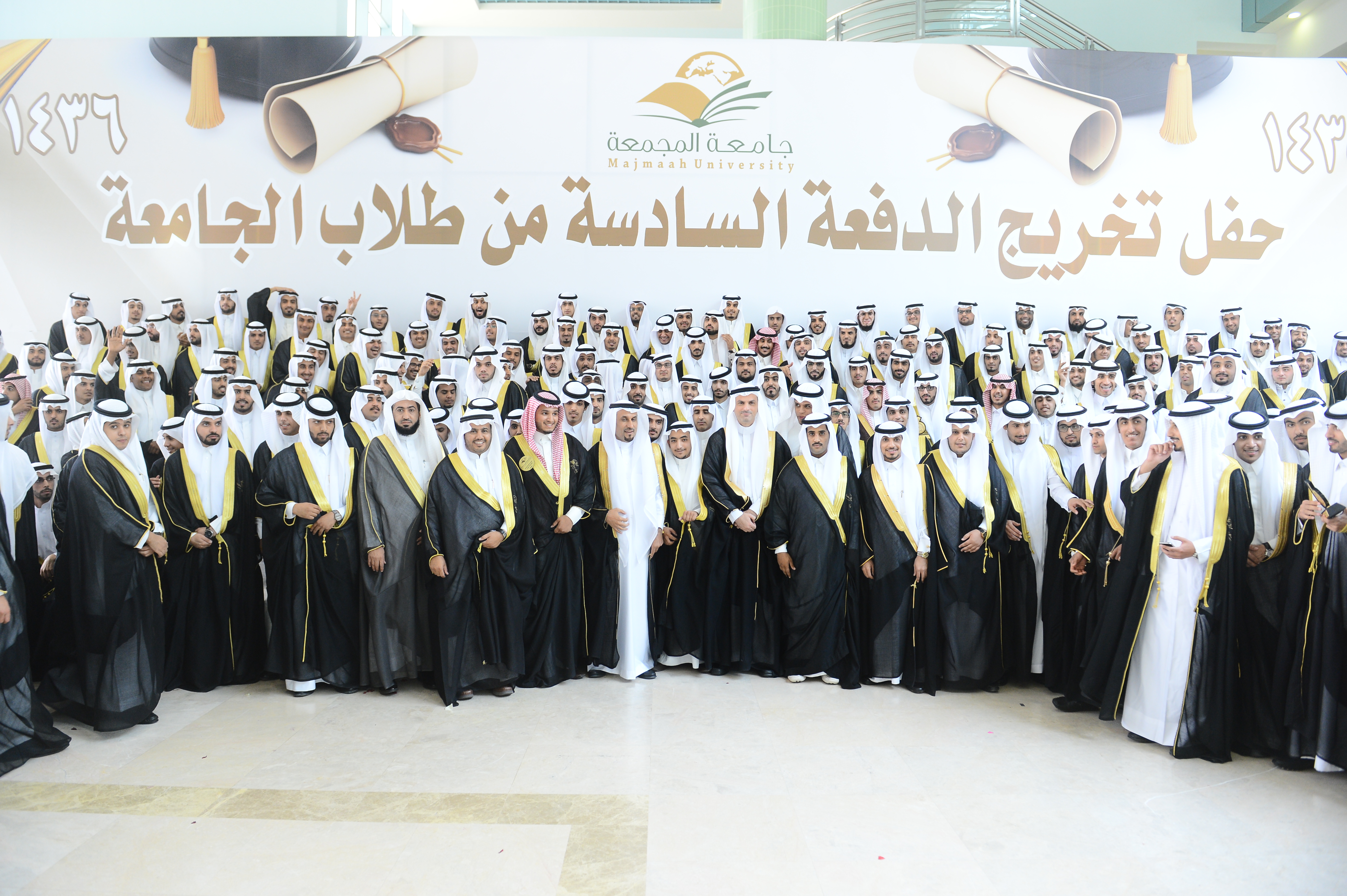 الجامعة تحتفل بتخريج الدفعة السادسة من طلابها للعام الجامعي…
