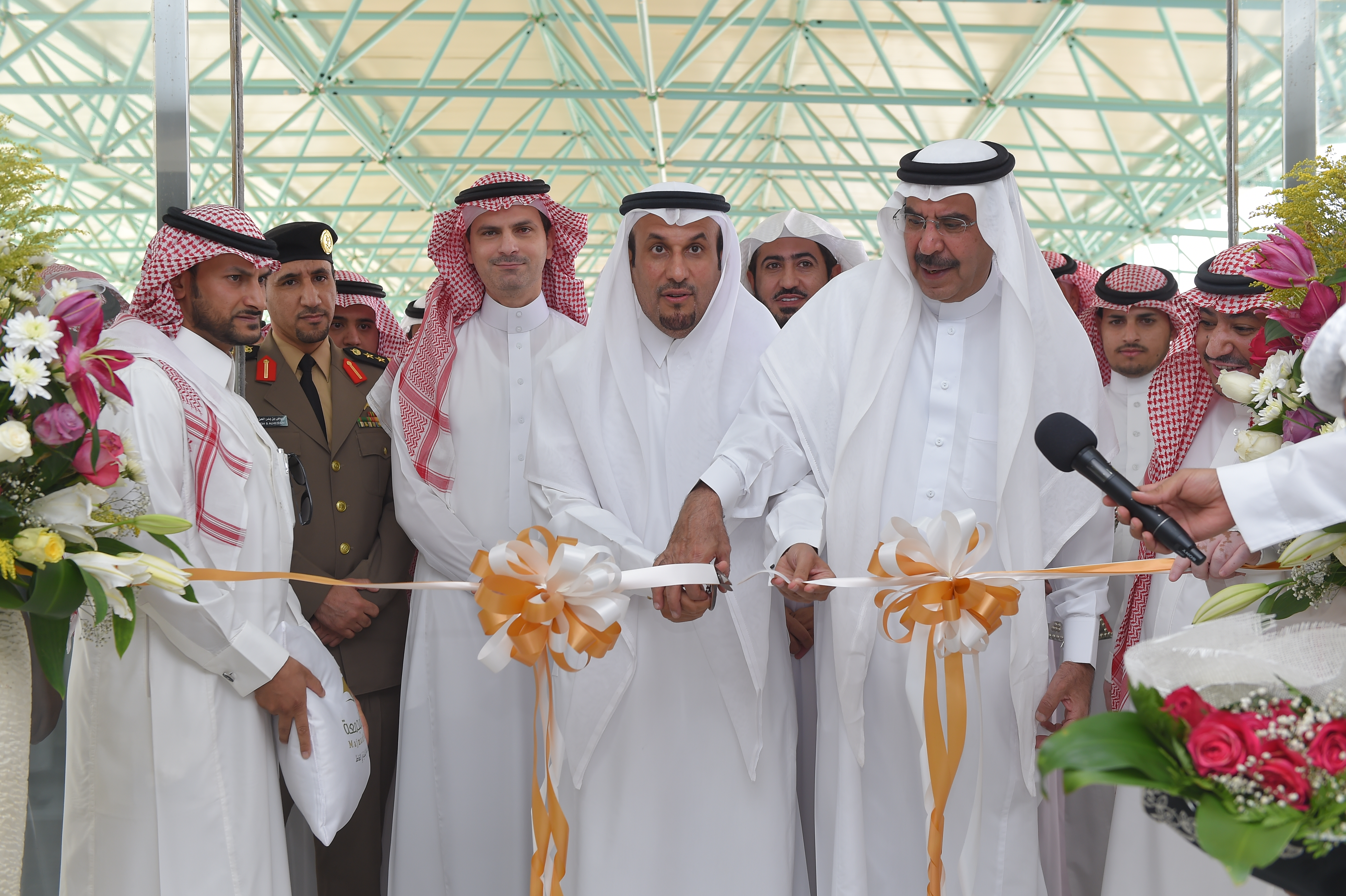 معالي مدير الجامعة يفتتح المباني العاجلة بكلية العلوم والدرا…