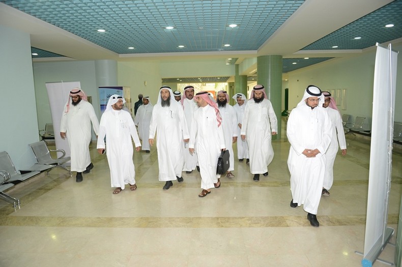 الجامعة تستضيف عمداء كلية العلوم الطبية التطبيقية بالجامعات…