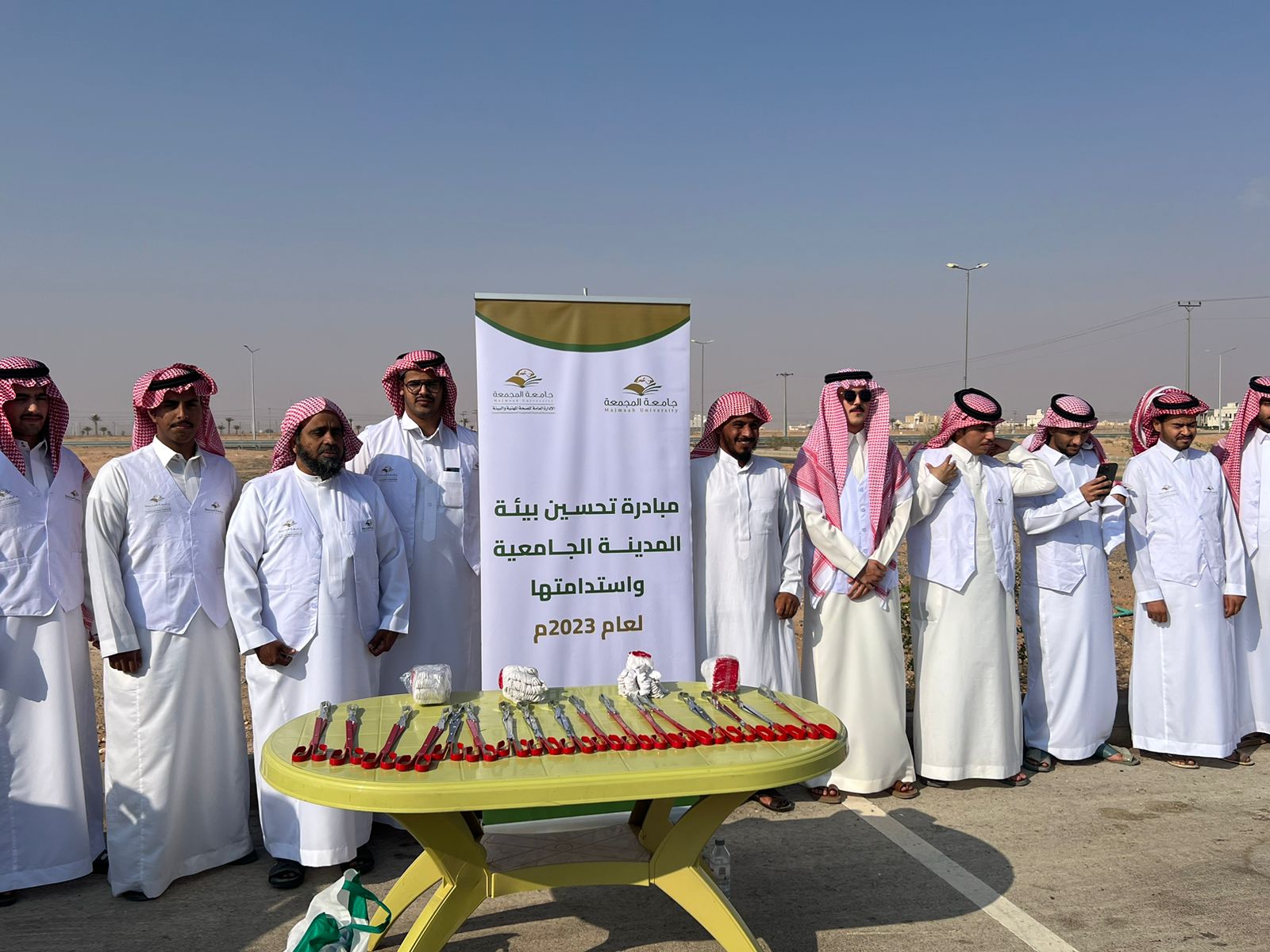 امتداداً لمراحل تنفيذ "مبادرة تحسين بيئة المدن الجامعية" : الإدارة وبالتعاون مع كليات الجامعة تُنفذ أنشطة المبادرة