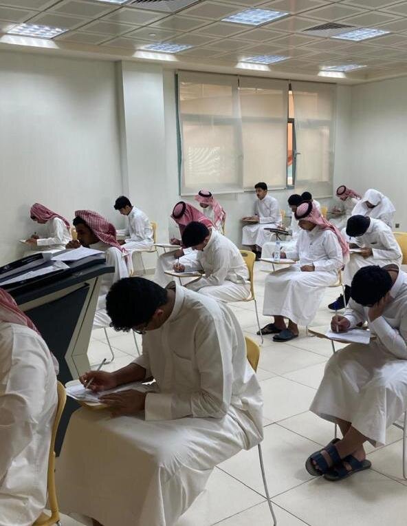 كلية الشريعة والقانون