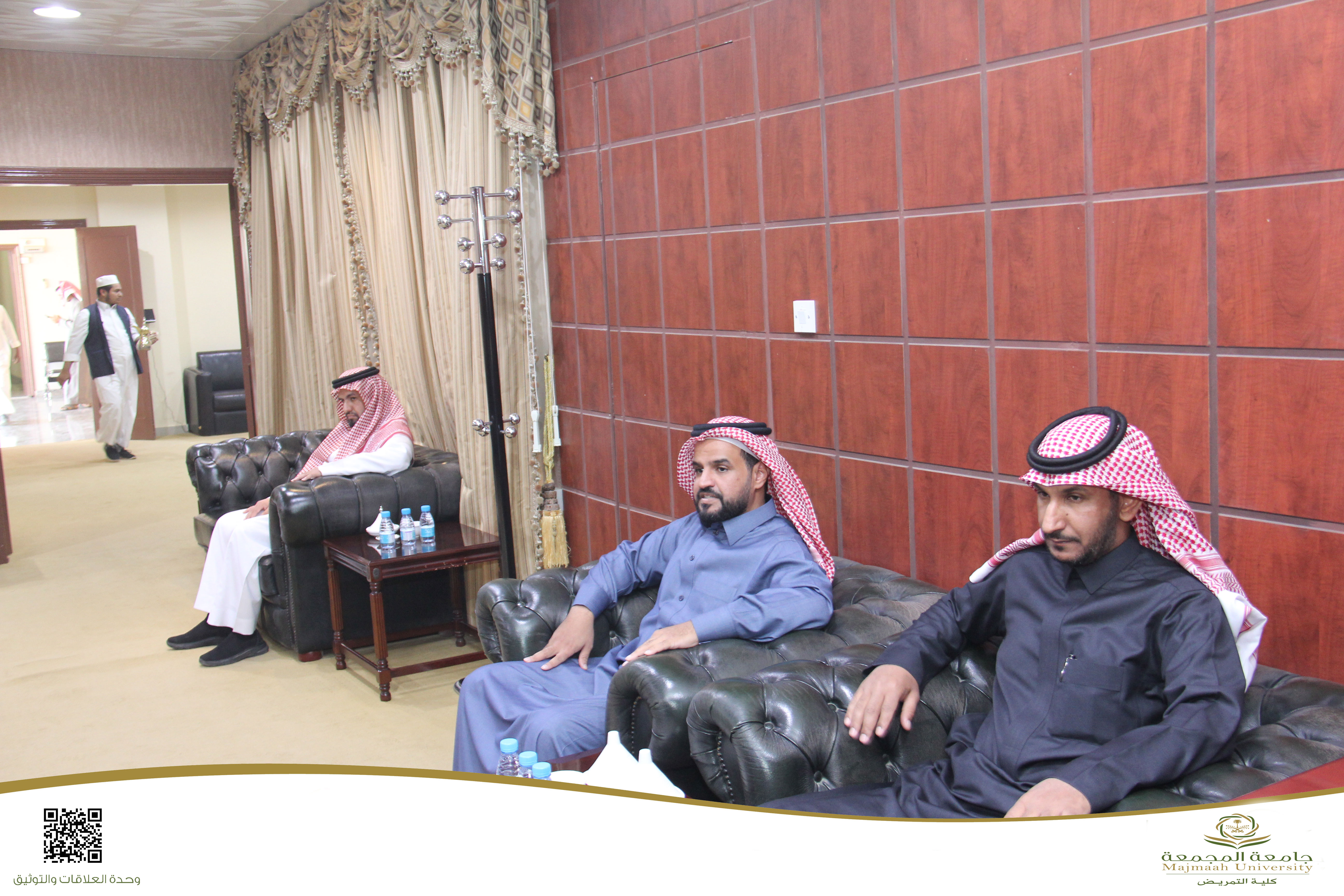وفد من كلية التمريض يزور رئيس مركز حوطة سدير