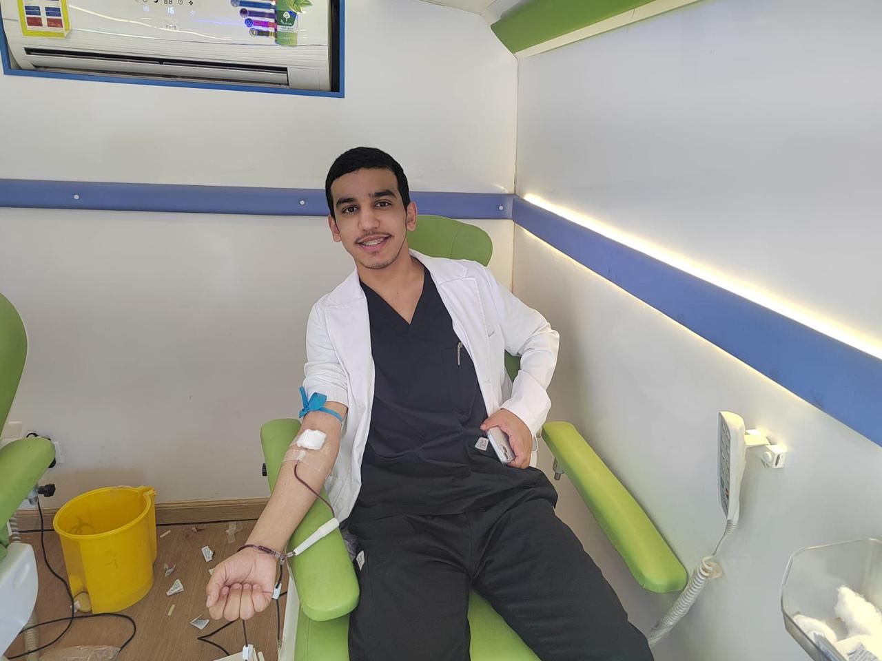 مرصد المسؤولية الاجتماعية يقيم حملة تبرع بالدم بمجمع الكليات للطلاب بجامعة المجمعة