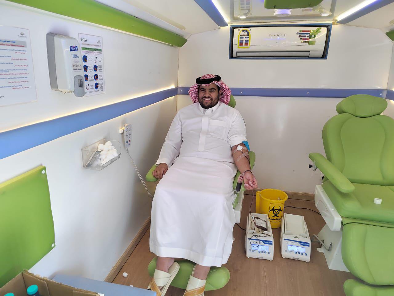 مرصد المسؤولية الاجتماعية يقيم حملة تبرع بالدم بمجمع الكليات للطلاب بجامعة المجمعة