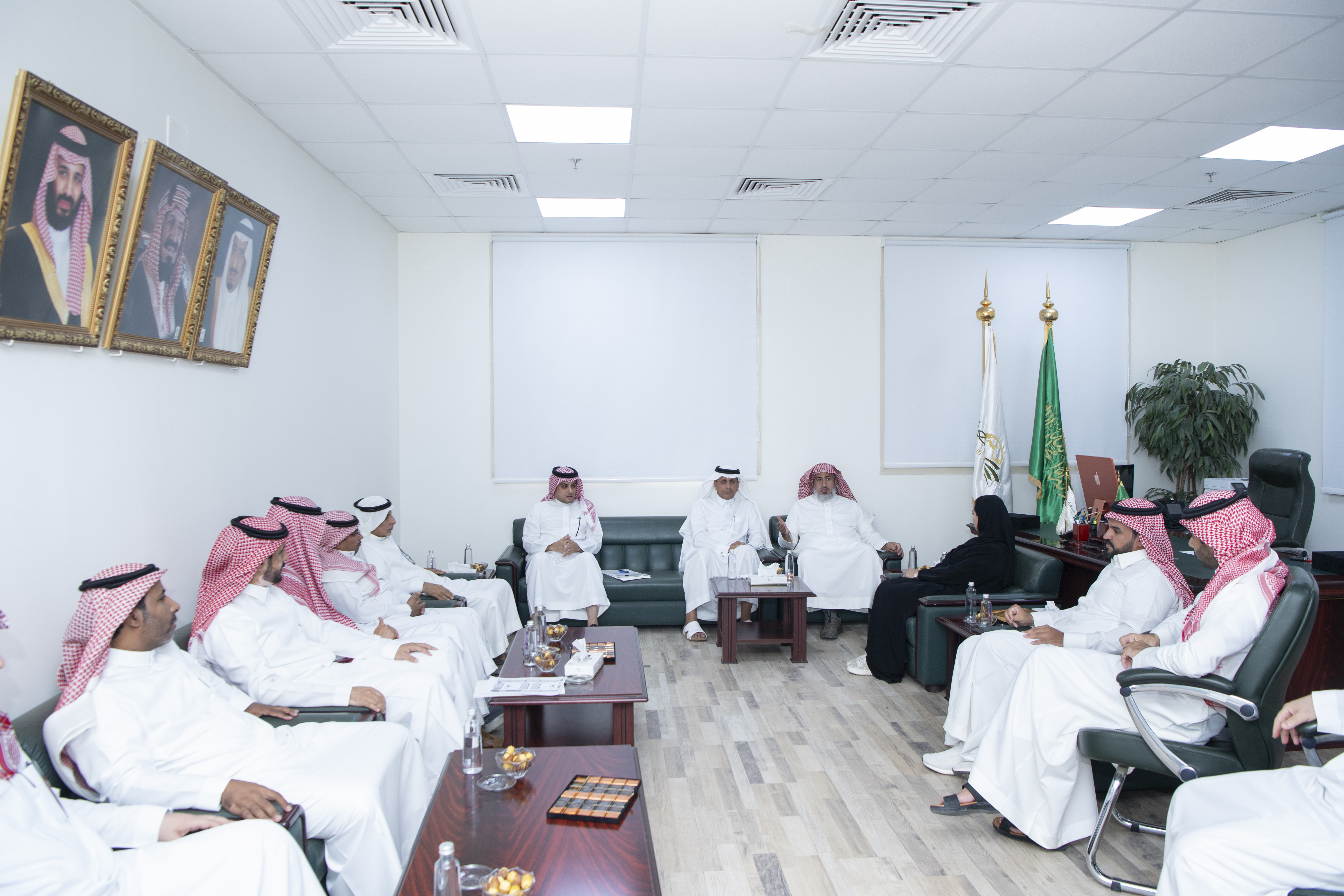 وكيل الجامعة للتنمية والاستثمار يتفقد مقر كلية التمريض بحوطة سدير