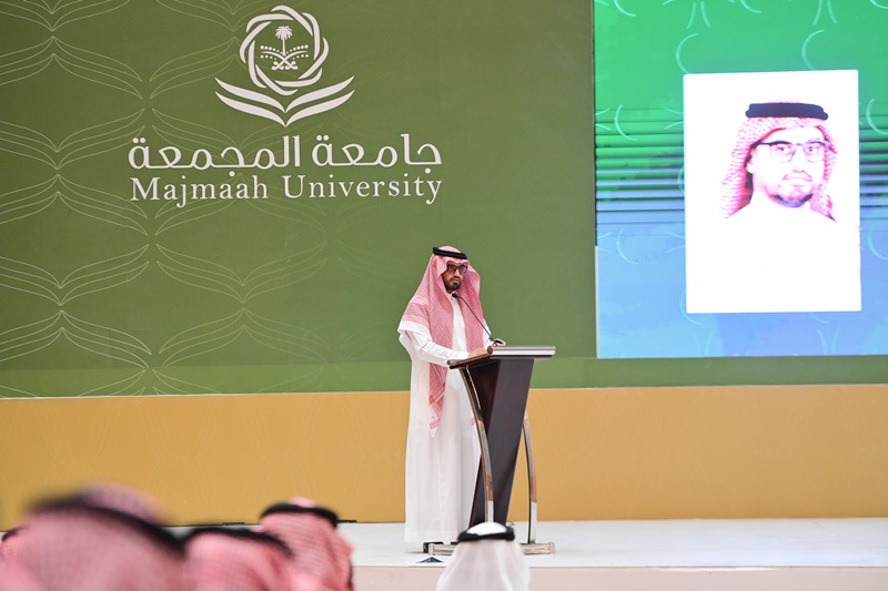 عميد شؤون الطلاب خلال اللقاء السنوي للطلبة المستجدين