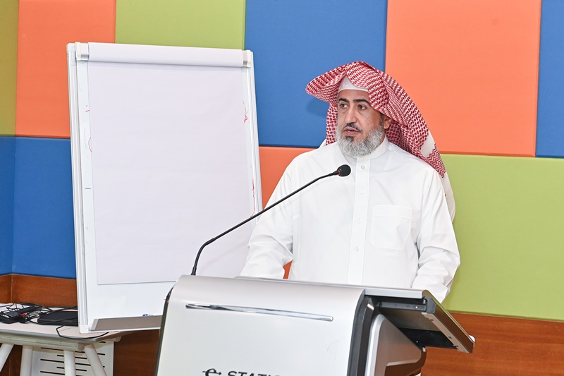 وكيل الجامعة للتنمية والاستثمار يلقي كلمته