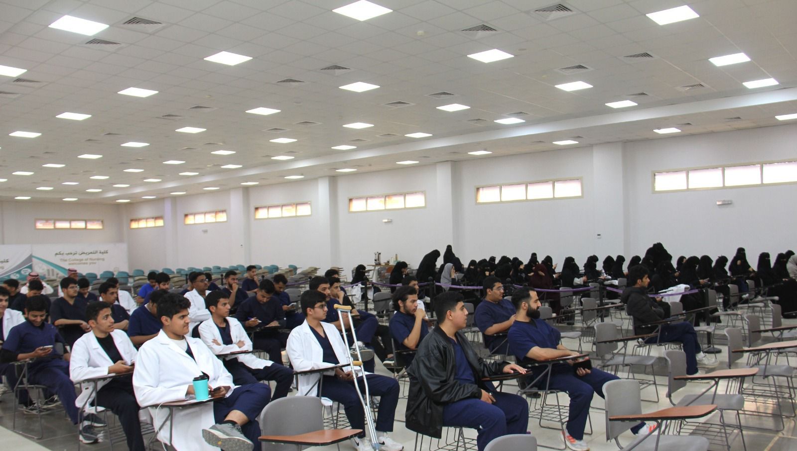 الإدارة تُنفذ برنامج توعوي بعنوان " آلية فصل و جمع و نقل نفايات الرعاية الصحية"