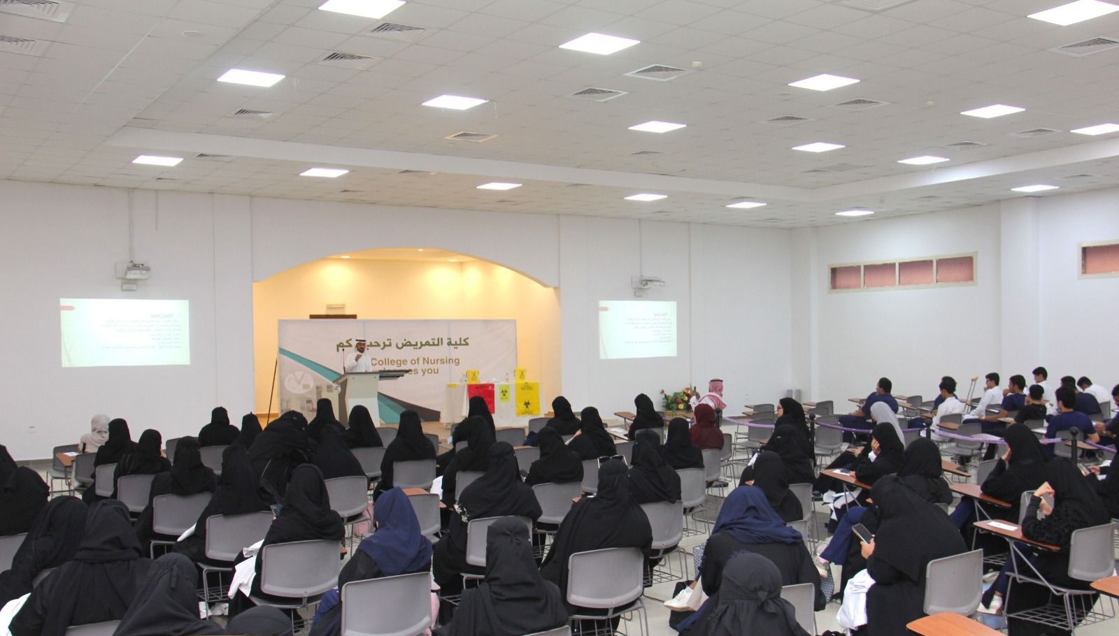 الإدارة تُنفذ برنامج توعوي بعنوان " آلية فصل و جمع و نقل نفايات الرعاية الصحية"