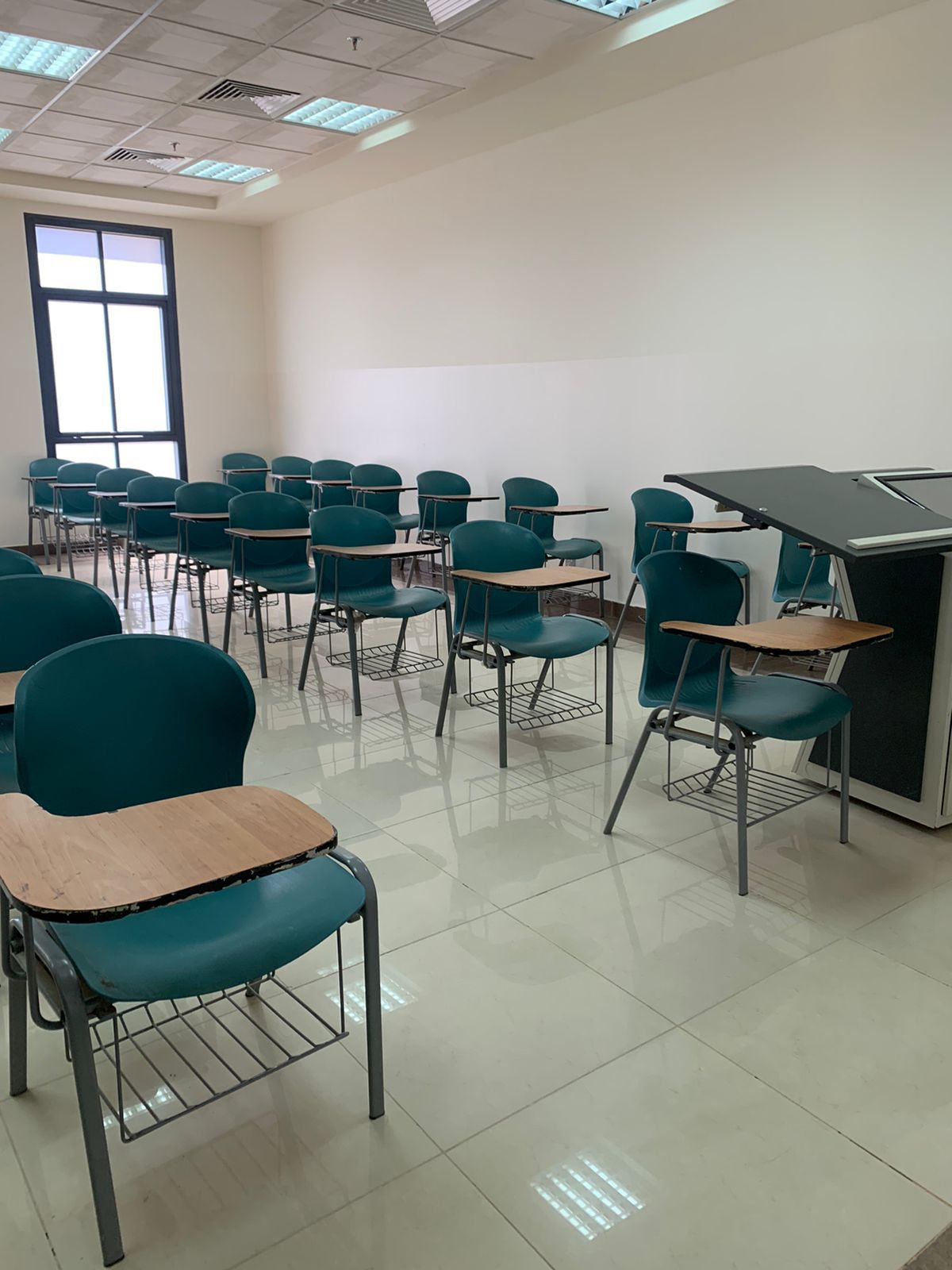 الاختبارات
