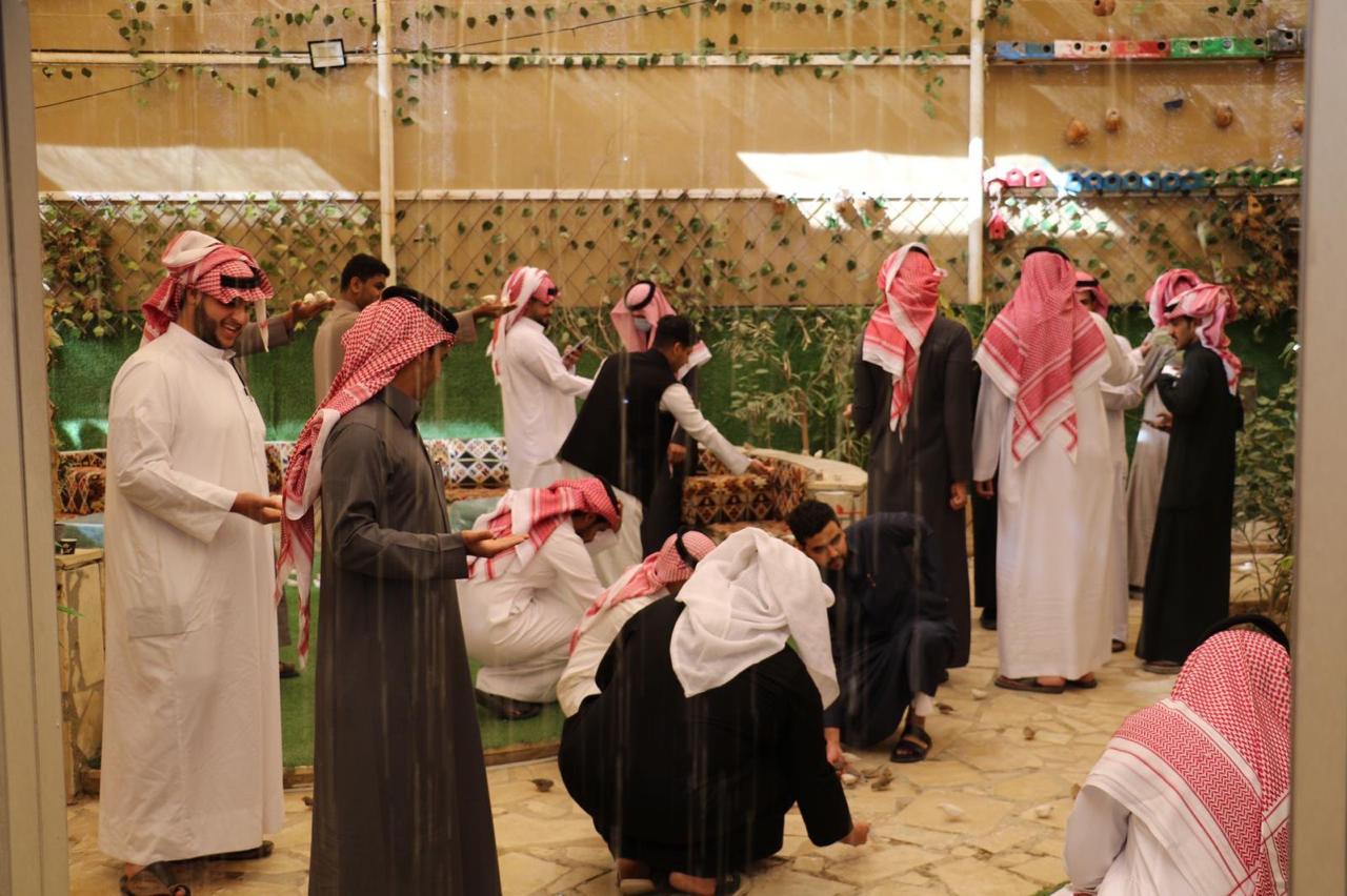 طلاب الكلية التطبيقية بالمجمعة يزورون محمية بيروش بالغاط