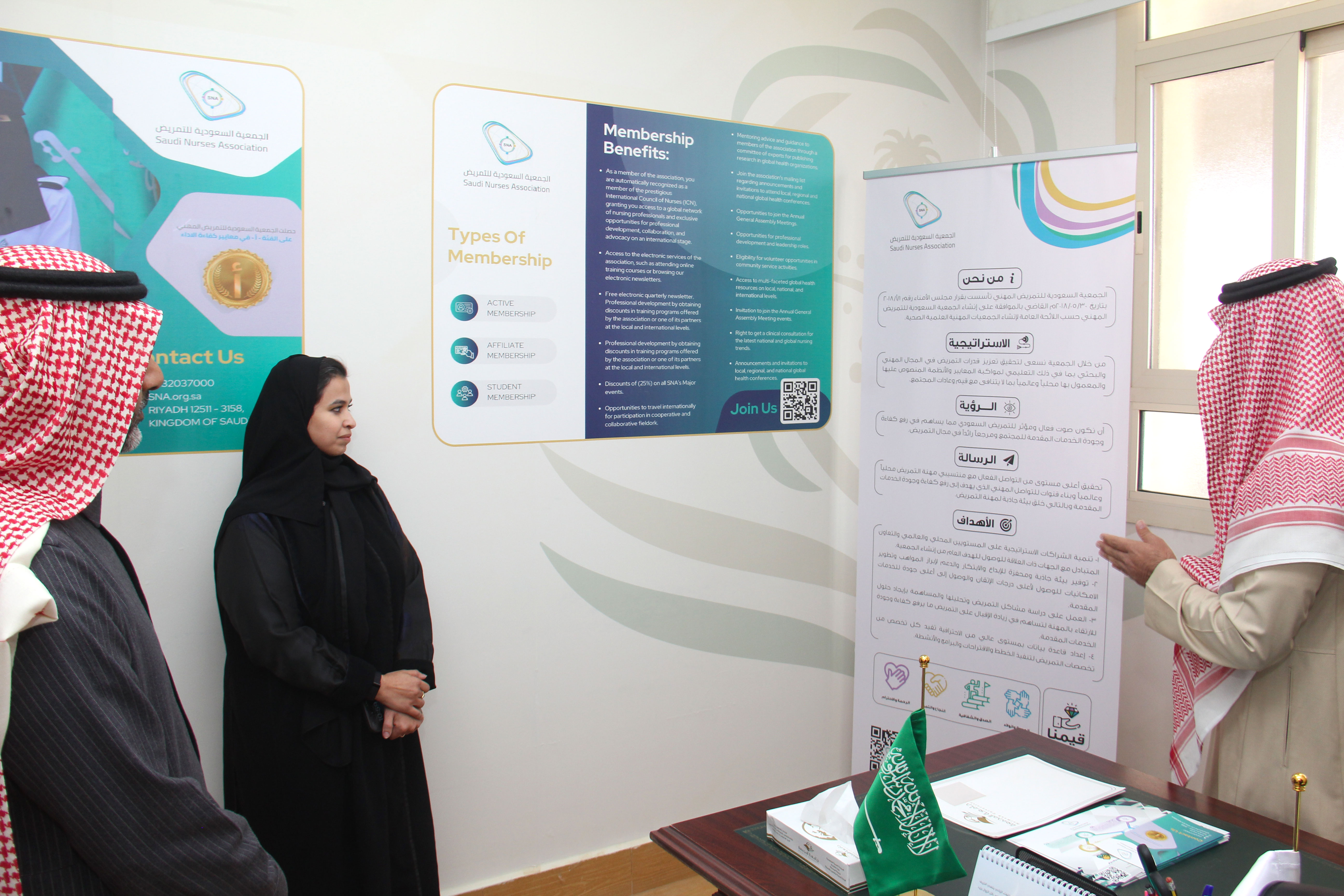 وكيل الجامعة للدراسات العليا والبحث العلمي والمشرف على الكليات الصحية في زيارة تفقدية لكلية التمريض