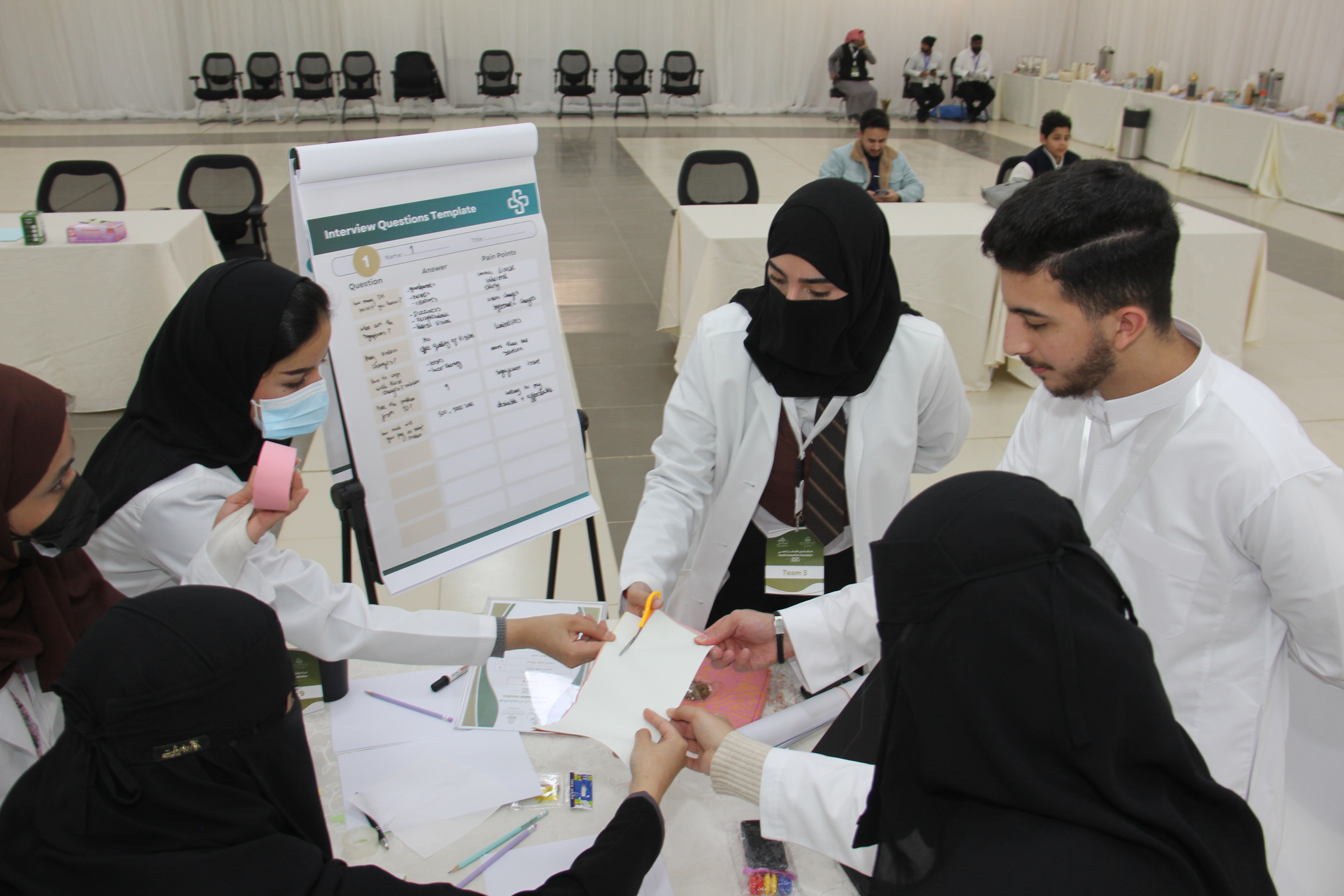 كلية التمريض تنظم هاكاثون الابتكار الصحي 2025
