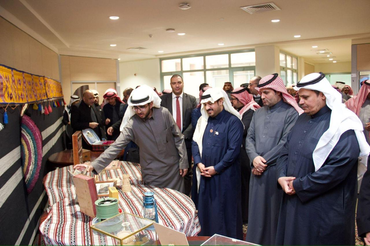 طلاب المجمعة بيوم التأسيس