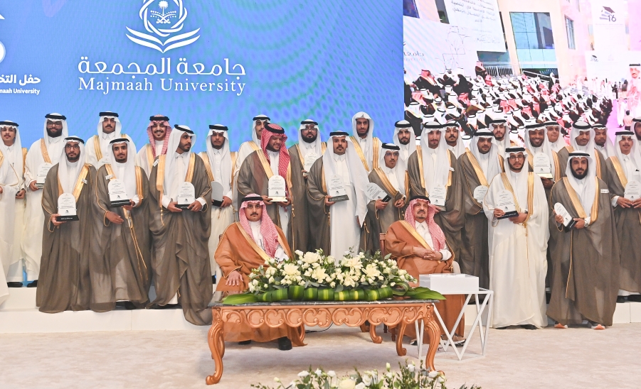 برعاية سمو أمير منطقة الرياض : الجامعة تقيم حفل تخريج الدفعة…