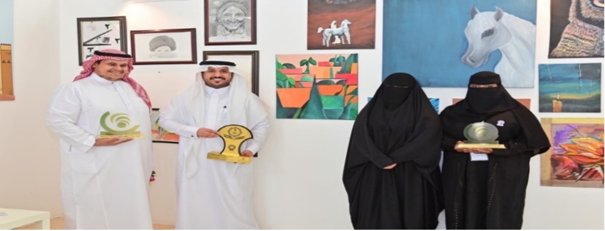 عدد من طلبة الكلية التطبيقية يحصلون على جوائز ضمن الملتقى الطلابي السادس للموهبة والإبداع