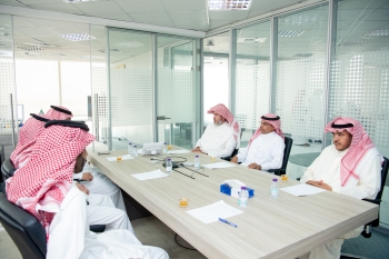 الجامعة توقع اتفاقية تعاون مشترك مع وزارة الشؤون البلدية والقروية والإسكان لطرح فرصها الاستثمارية من خلال منصة فرص  