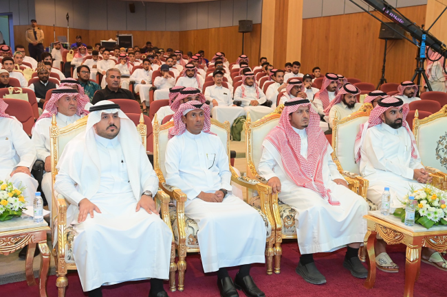 المعرض الإرشادي المصاحب للقاء الطلبة المستجدين
