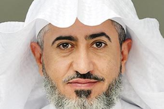 م