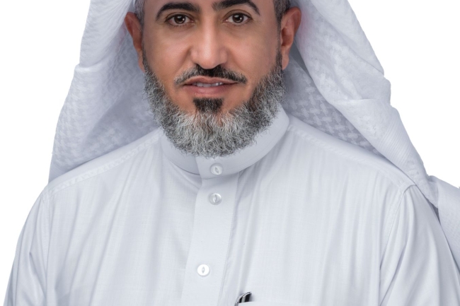 الإدارة تُهنى وكيل الجامعة للتنمية والاستثمار 