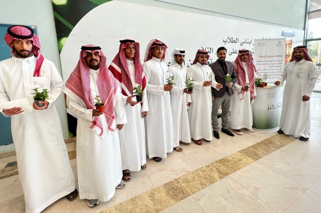 الإدارة تختتمت أعمال مبادرة التوعية البيئية 