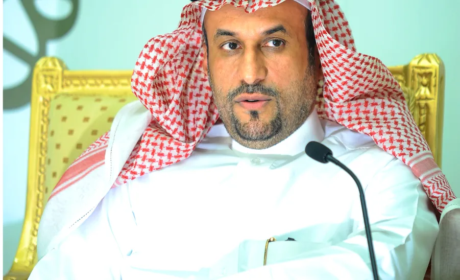 عمادة شؤون الطلاب تهنئ معالي مدير الجامعة ومنسوبيها إنجازها الكبير في تقييم الجامعات العلمي - 