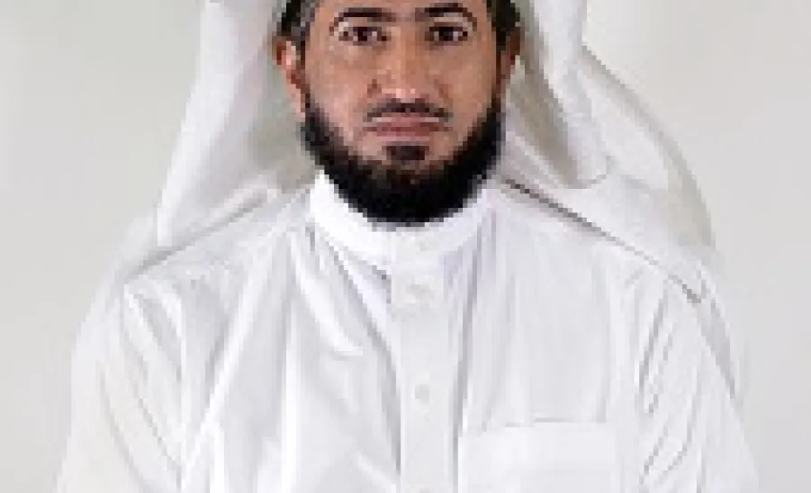 وكيل الجامعة يتفقد سير البرامج التدريبية لمعهد الإدارة العامة - 