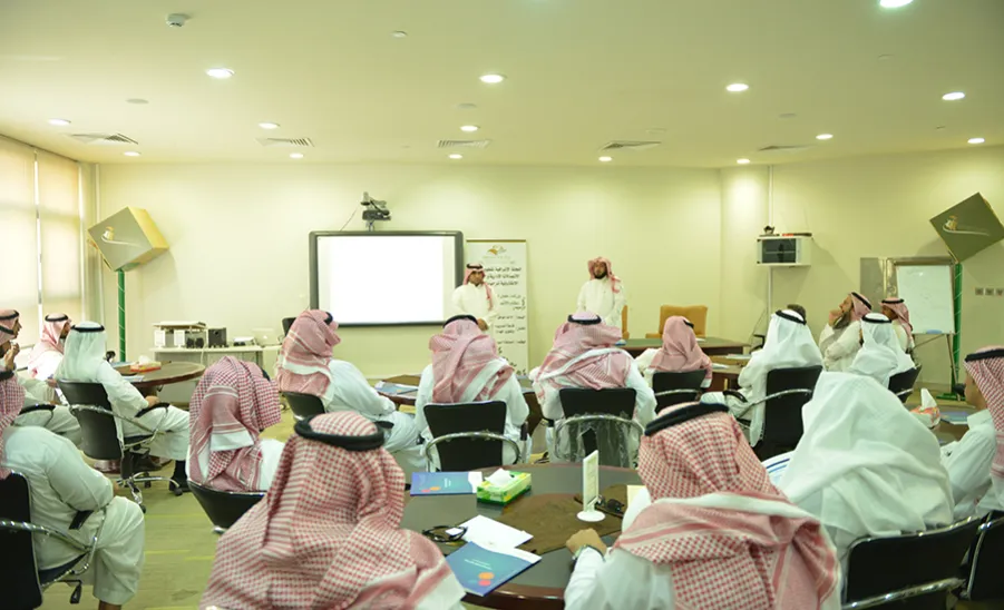The University establishes A Workshop On Activating the Administrative Communication System - 