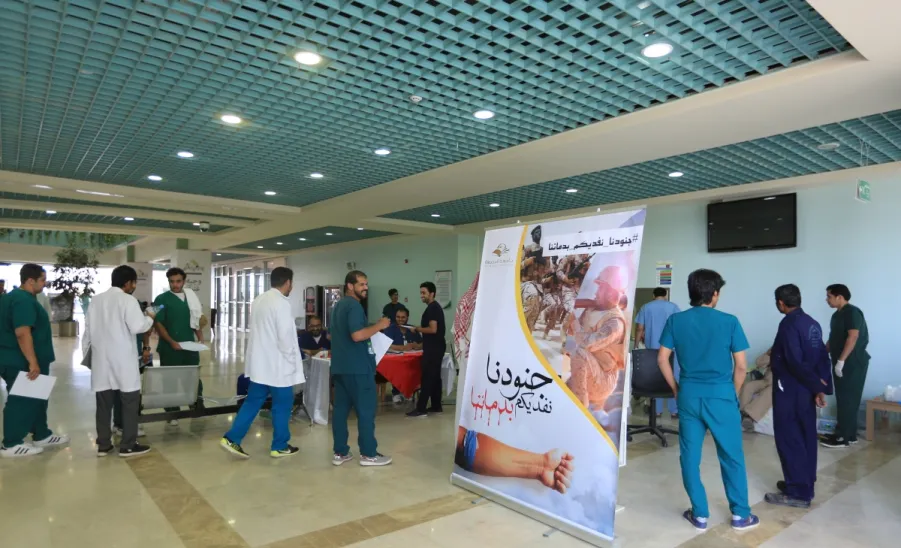 Under the slogan # Jnodna_nfdakm_bdmaina medical services assess the blood donation campaign to support the troops home - 