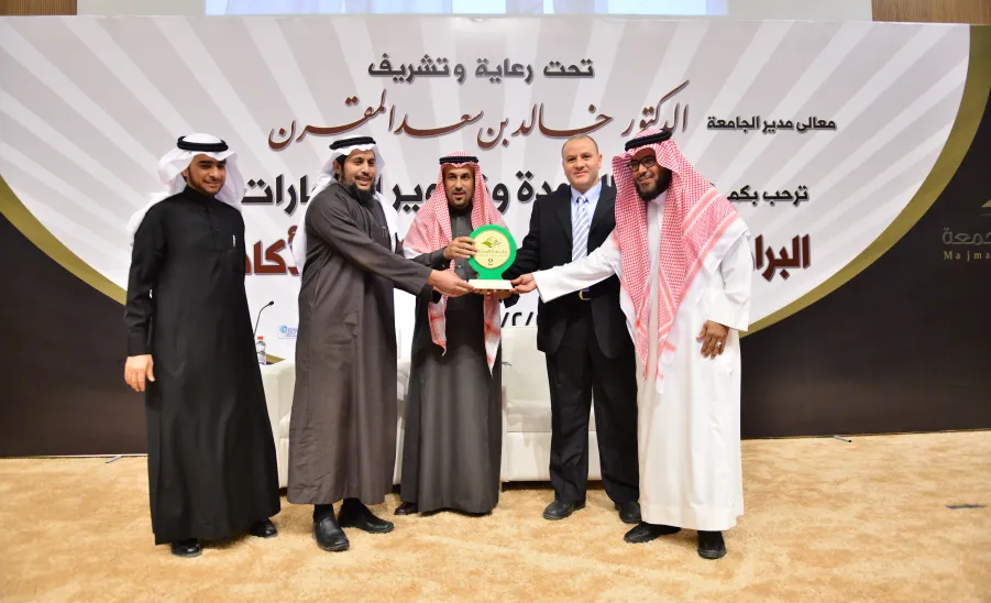 برعاية معالي مدير الجامعة برامج التجسير تحصد المراكز اﻻولى - 