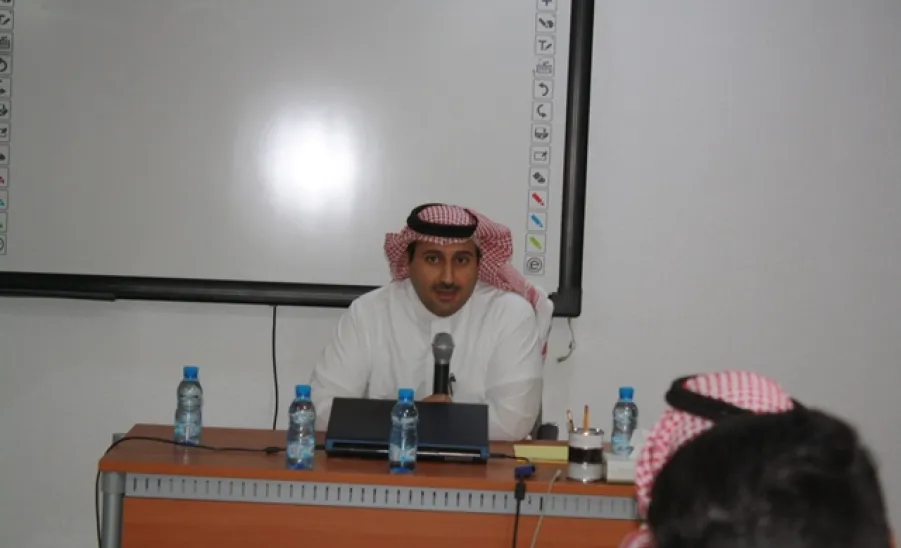 عميد كلية الهندسة يرعى فعاليات استقبال طلاب السنة التحضيرية الراغبين بالالتحاق بالكلية  - 
