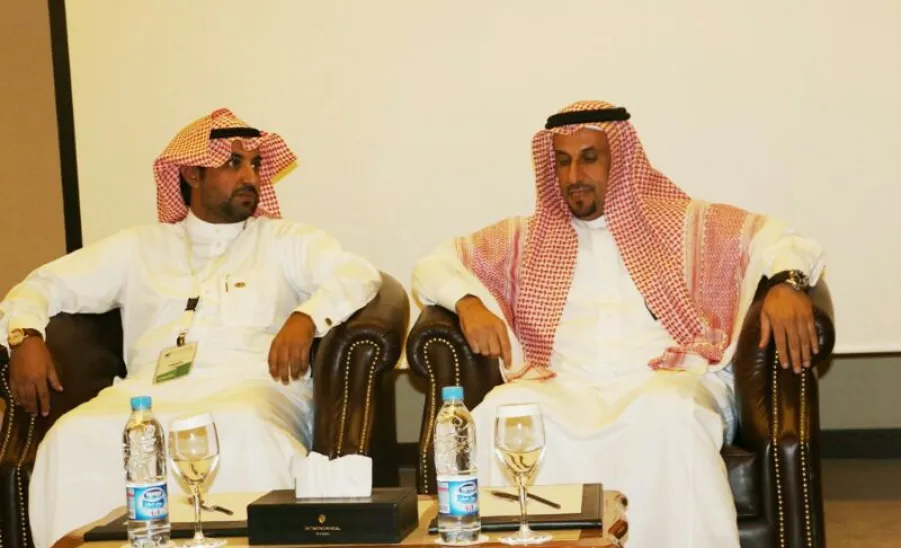 حضور سعادة مدير مركز الابتكار والافكار الطلابية المتميزة  لقاء الطلبة  المشاركين في المؤتمر العلمي الخامس - 