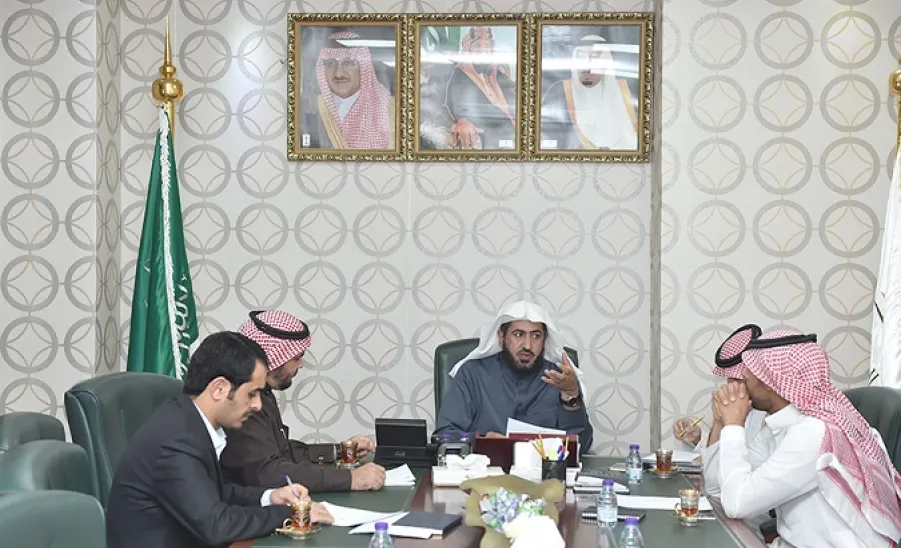 وكيل الجامعة يجتمع مع مكتب إدارة المشاريع - 