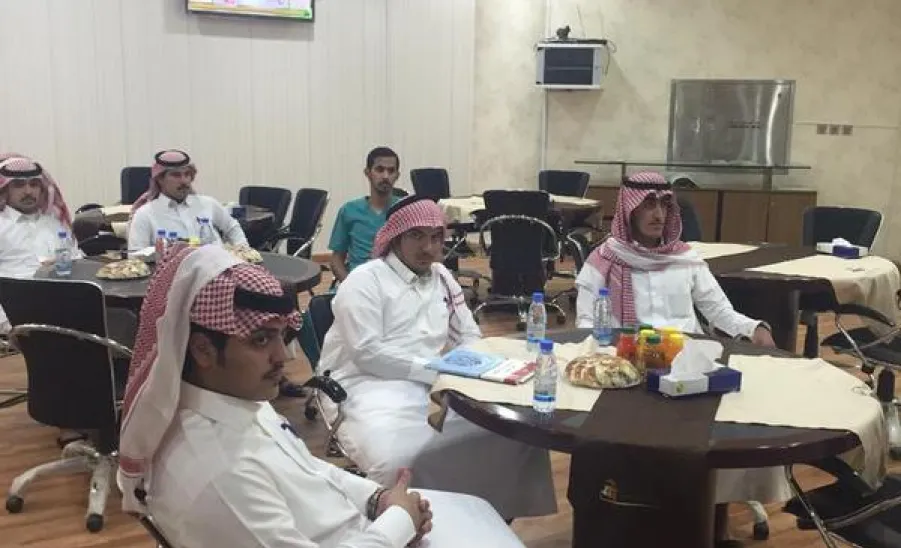 عمادة شؤون الطلاب تدرب الطلاب عن بناء السيرة الذاتية - 