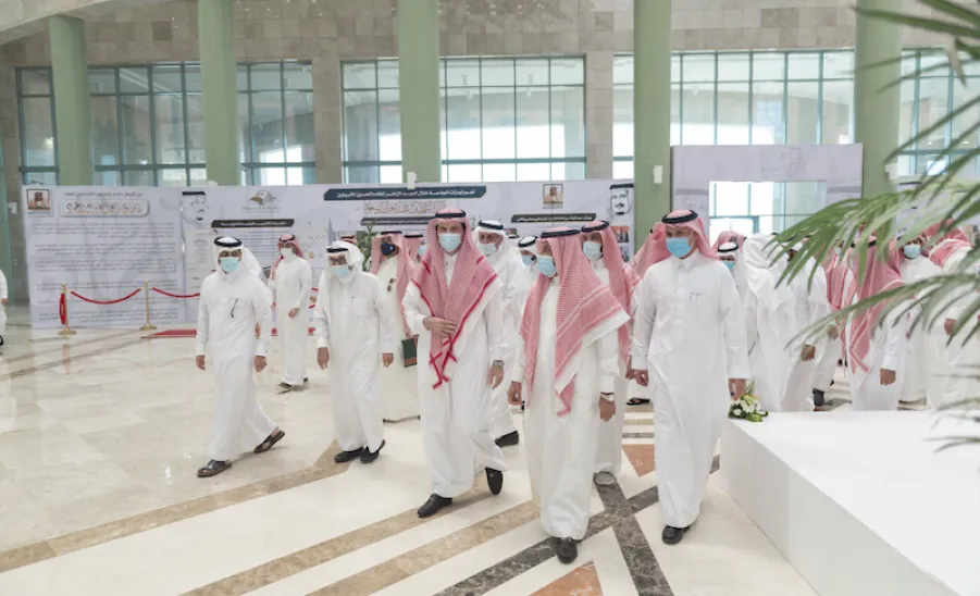 تم خلالها توقيع مذكرة تفاهم :  رئيس جامعة الجوف يزور الجامعة - ]U,M