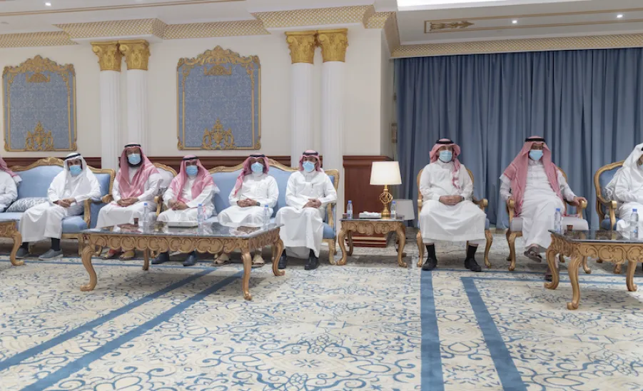 تم خلالها توقيع مذكرة تفاهم :  رئيس جامعة الجوف يزور الجامعة - ]U,M