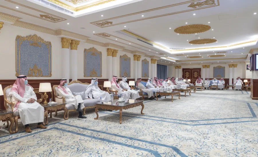 تم خلالها توقيع مذكرة تفاهم :  رئيس جامعة الجوف يزور الجامعة - ]U,M