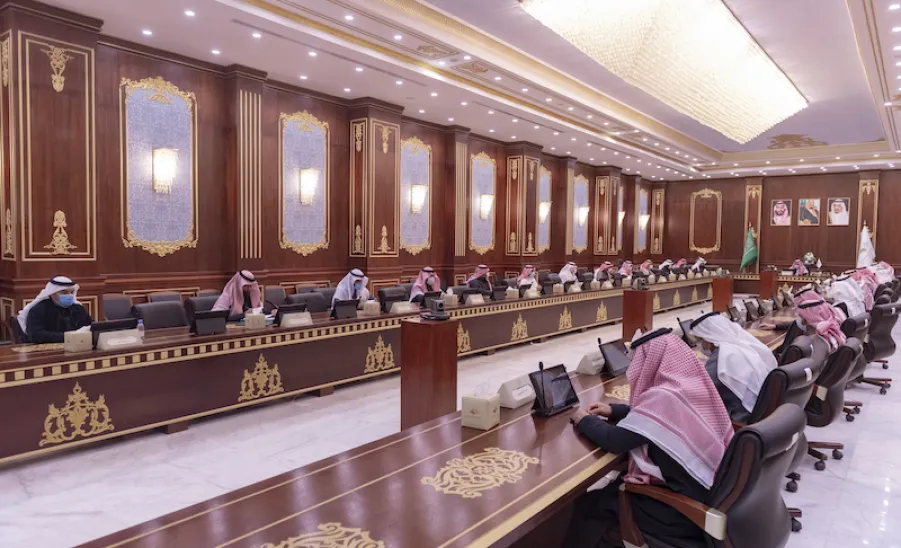 مجلس الجامعة يعقد جلسته الخامسة للعام الجامعي 1441/1442هـ - ]U,M