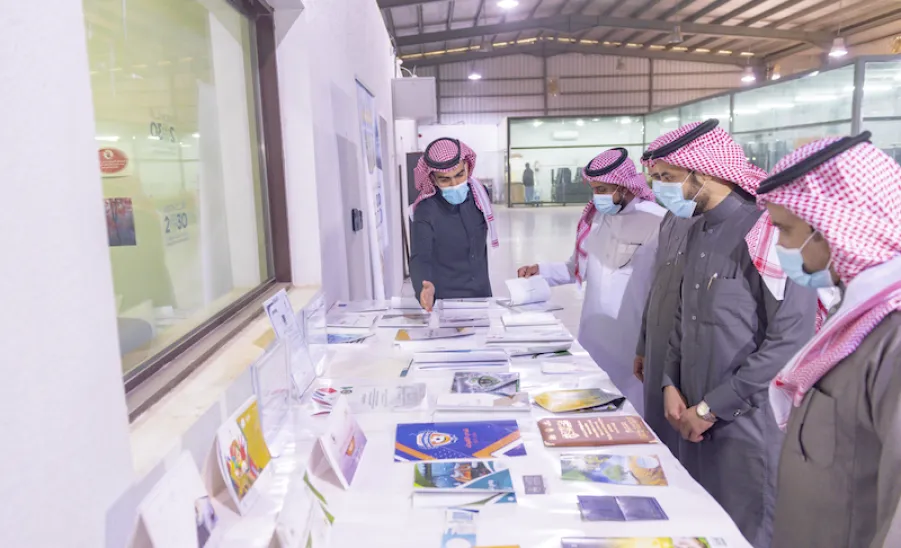 الجامعة توقع مذكرة تفاهم مع شركة سدير فارما بهدف دعم وتدريب الخريجين . - الجامعة