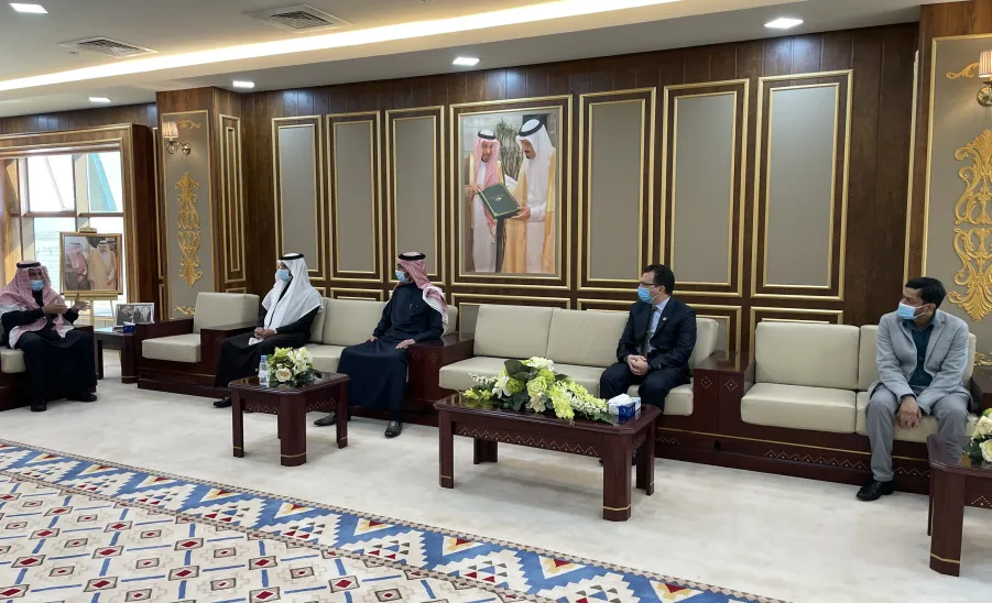 معالي رئيس الجامعة يستقبل قيادات كلية الهندسة و عدد من اعضاء هيئة التدريس الحاصلين على افضل2% من العلماء وفقا لتصنيف عالمي - ]U,M