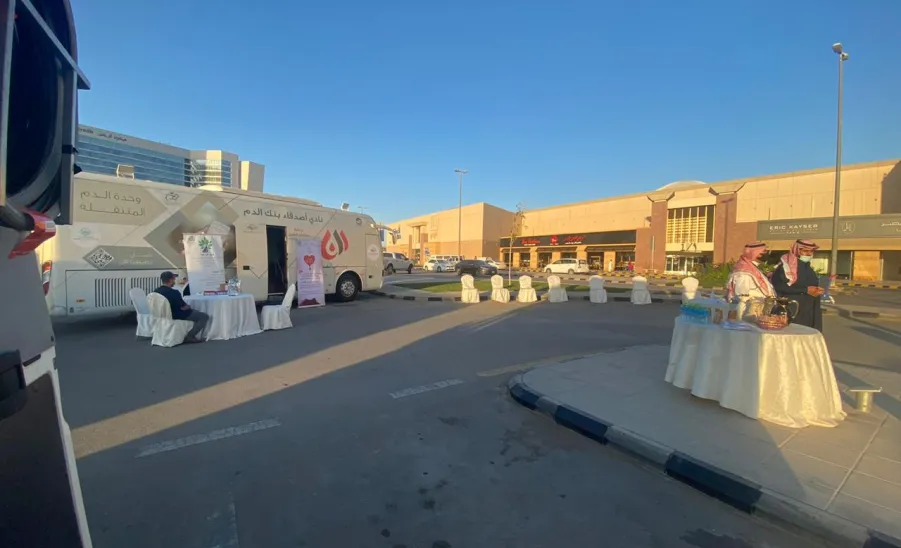 تنفيذاً للشراكات الموقعة وفي إطار خطتها  للمسؤولية الاجتماعية : الجامعة تنفذ سلسلة من حملات التبرع بالدم وسط إقبال كبير من المتبرعين - الجامعة