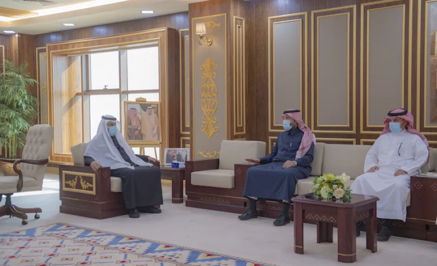 قيادات كلية التربية يستعرضون عدد من المبادرات النوعية والمجتمعية - ]U,M