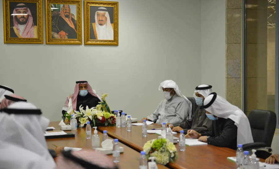 استعرضت من خلاله المستهدفات التقنية لعام 2021م : لجنة التعاملات الإلكترونية بالجامعة تعقد اجتماعها الخامس لهذا العام - الجامعة