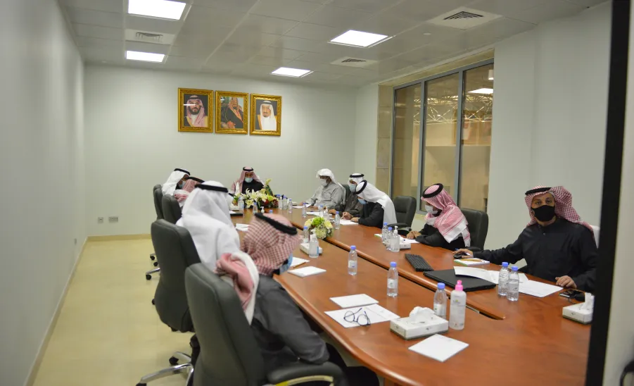 استعرضت من خلاله المستهدفات التقنية لعام 2021م : لجنة التعاملات الإلكترونية بالجامعة تعقد اجتماعها الخامس لهذا العام - الجامعة