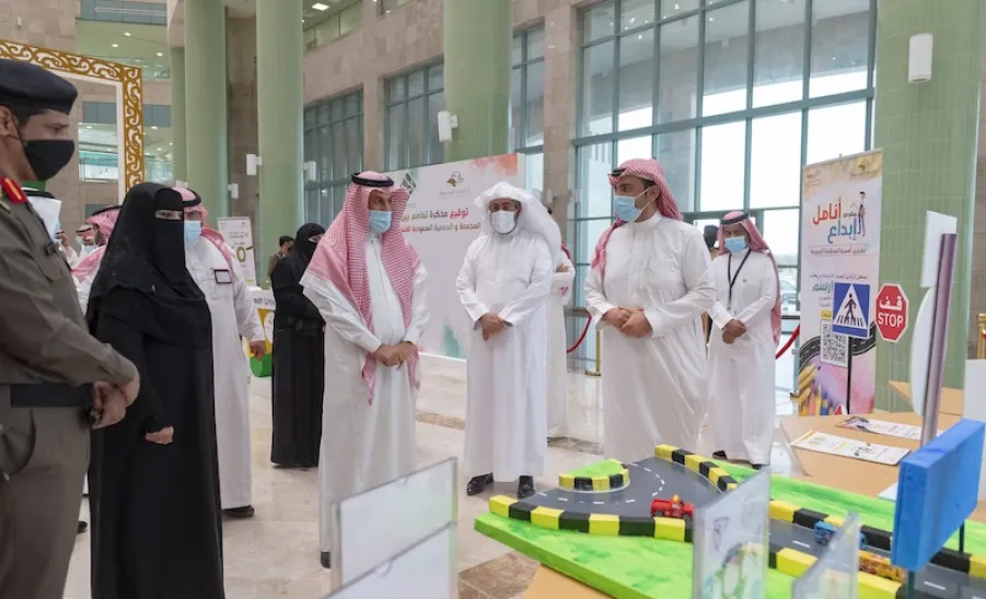 بهدف تعزيز السلامة المرورية : الجامعة تقيم معرض أنامل إبداع -  جامعة المجمعة 