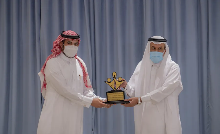 الجامعة تقيم حفل تكريم الفائزين بجائزة الجامعة لخدمة المجتمع في نسختها الثالثة ( مجتمع يحقق رؤية )  -  الجامعة